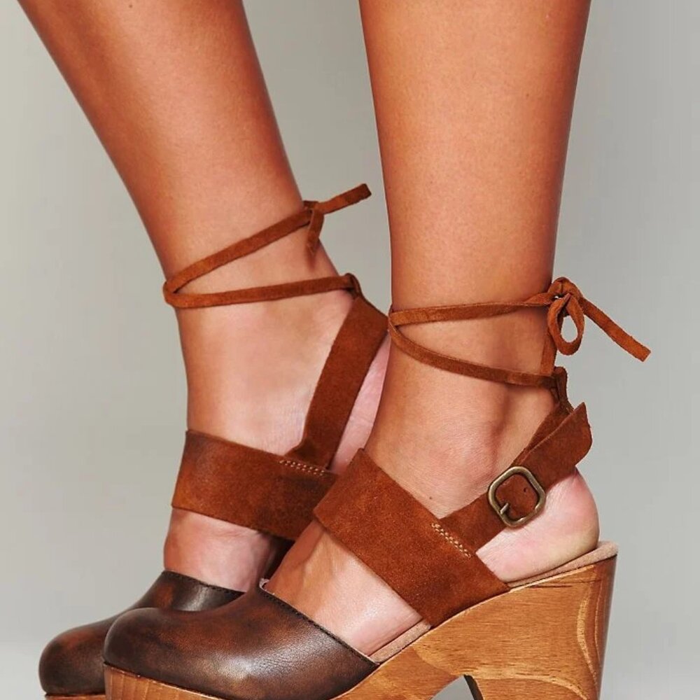 Free People Belmont Leather Clog with Tie Up Detail in Size US 8.5/ E 40